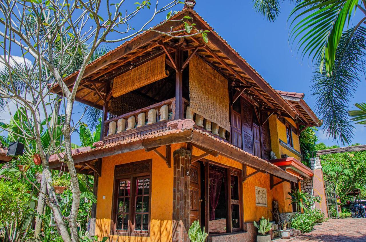 Stanley Lombok Hotel Mataram Room photo