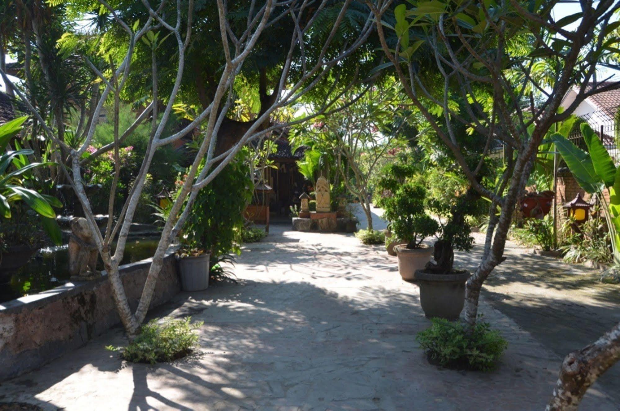 Stanley Lombok Hotel Mataram Exterior photo